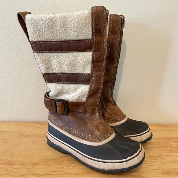 Sorel Helen of tundra Sherpa zip up duck rubber waterproof leather boots size 6